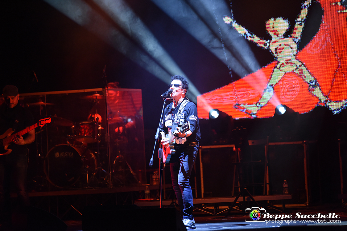 VBS_4105 - Concerto Edoardo Bennato - Peter Pan Rock 'n' Roll Tour.jpg